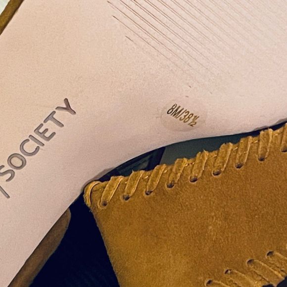 Sole|Society  - Picture 4 of 7